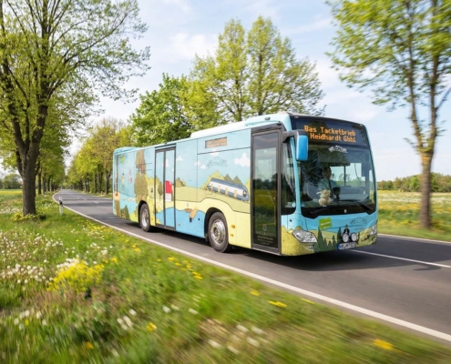 Neidhardt Reisen - Vollfolierung eines Busses mit Werbung